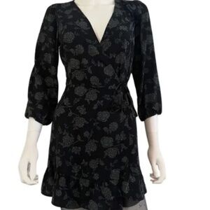 Abercrombie & Fitch Women's Navy Blue Floral Wrap Mini Dress Size Small
